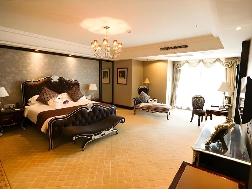 Country Garden Phoenix Hotel Шеньян Экстерьер фото