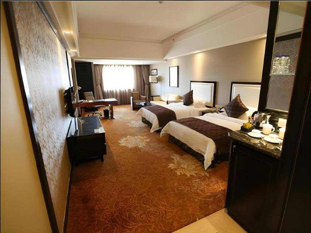 Country Garden Phoenix Hotel Шеньян Экстерьер фото
