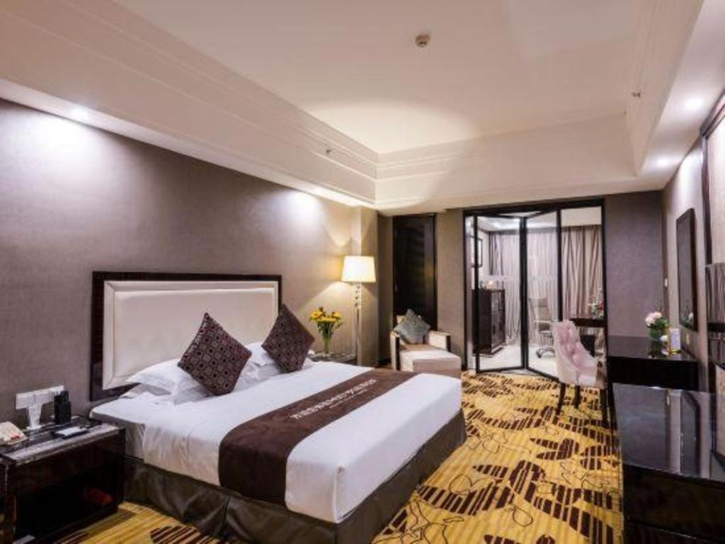 Country Garden Phoenix Hotel Шеньян Экстерьер фото